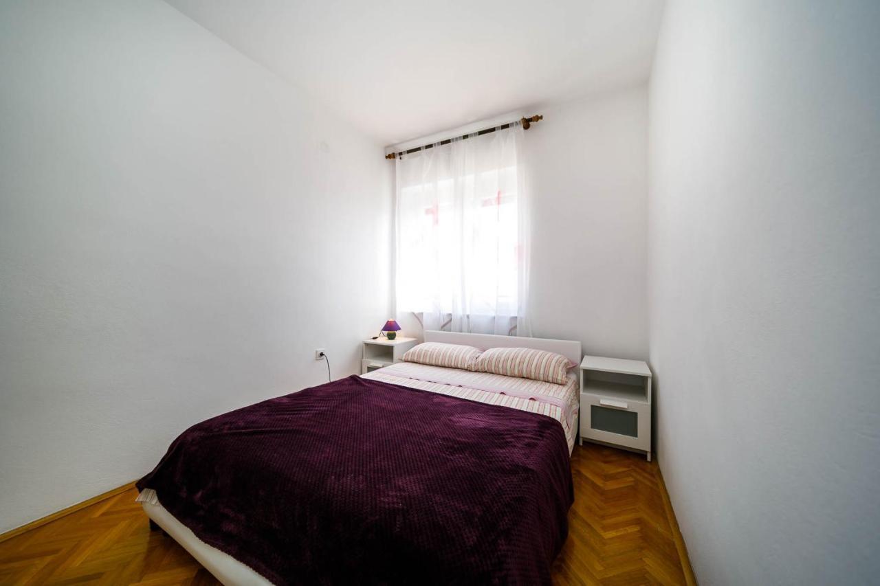 קרק Apartments Mate Balote 54 מראה חיצוני תמונה