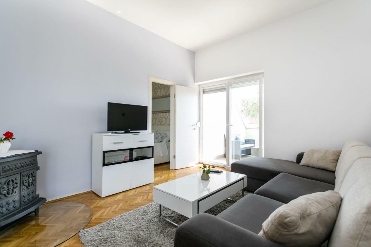 קרק Apartments Mate Balote 54 מראה חיצוני תמונה