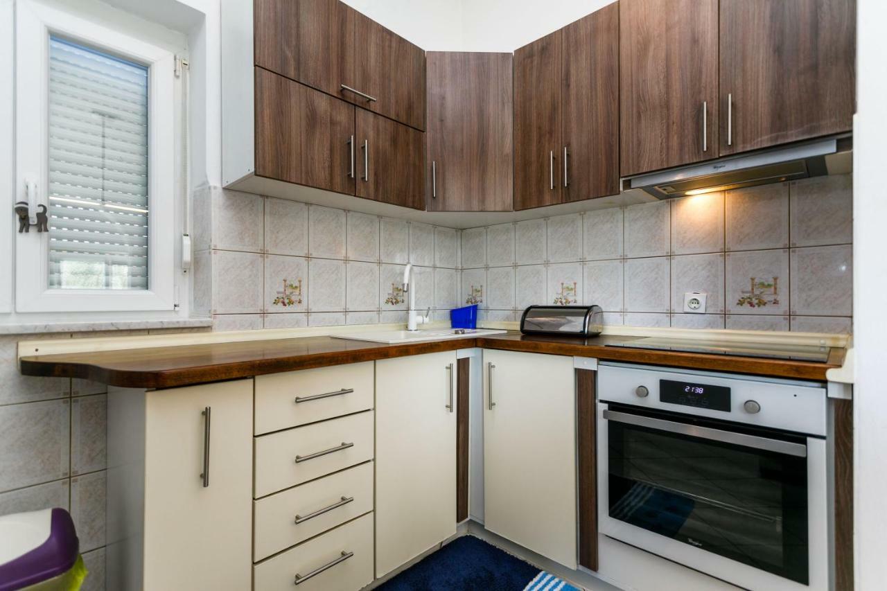קרק Apartments Mate Balote 54 מראה חיצוני תמונה