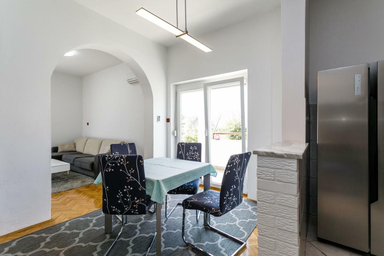 קרק Apartments Mate Balote 54 מראה חיצוני תמונה