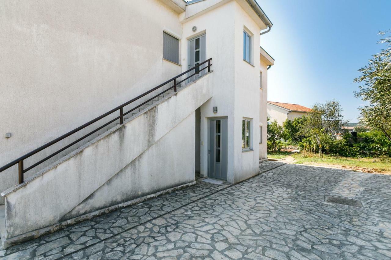 קרק Apartments Mate Balote 54 מראה חיצוני תמונה