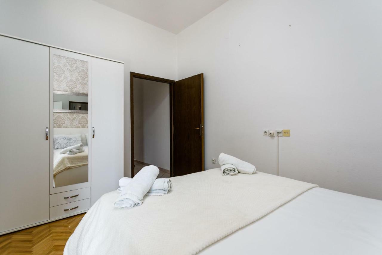 קרק Apartments Mate Balote 54 מראה חיצוני תמונה