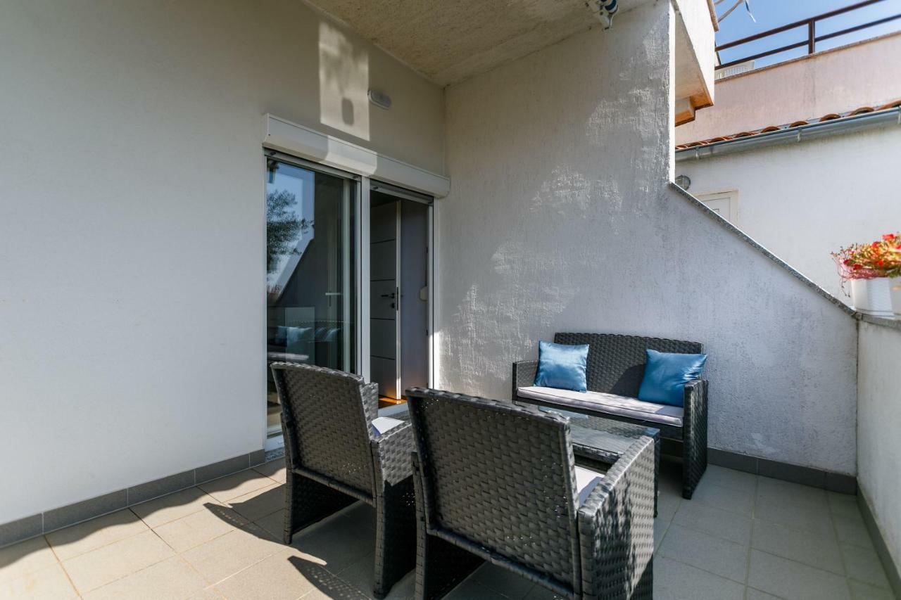 קרק Apartments Mate Balote 54 מראה חיצוני תמונה
